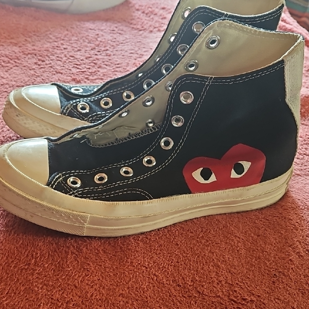 Converse Comme De Garcon High Top Men 6 Women 8. Great Used Condition.